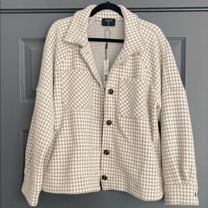 NWT T Tahari Houndstooth Shacket